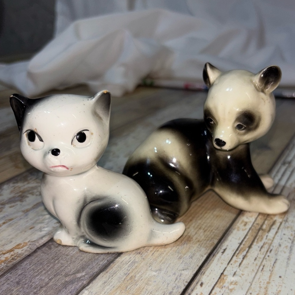 Norcrest Panda Bear Ceramic Figurine Crafted In Japan MCM Vintage